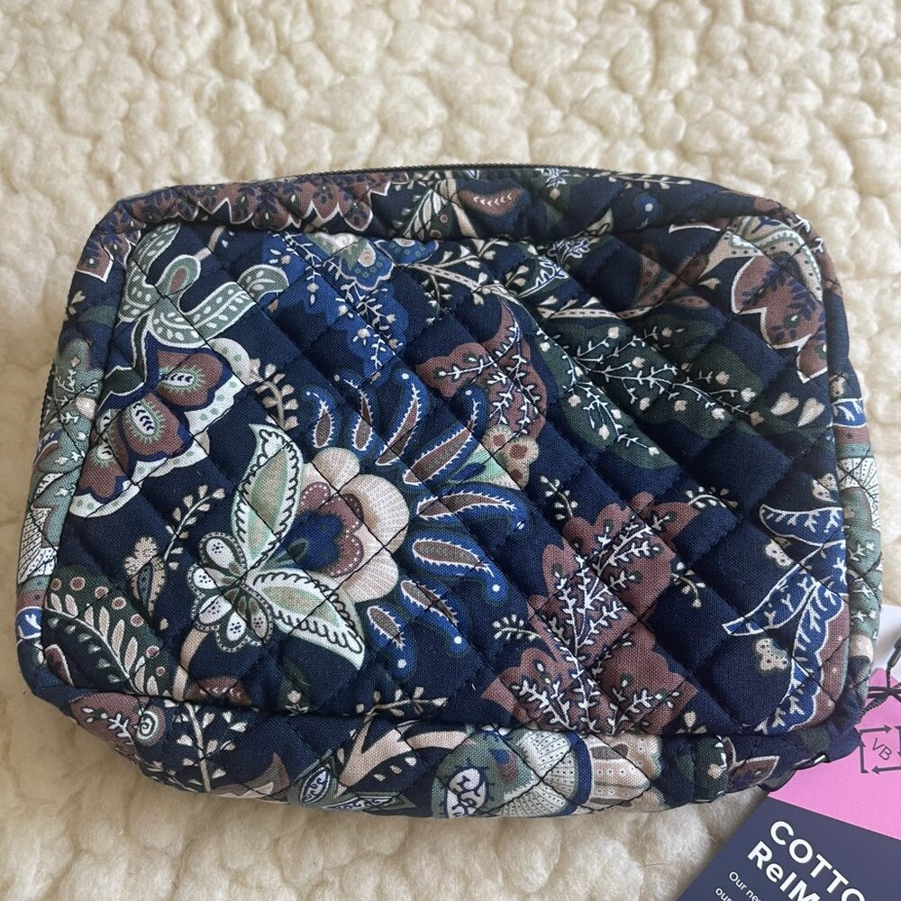 Vera Bradley Zip Around Jewelry Folio Java Navy Camo